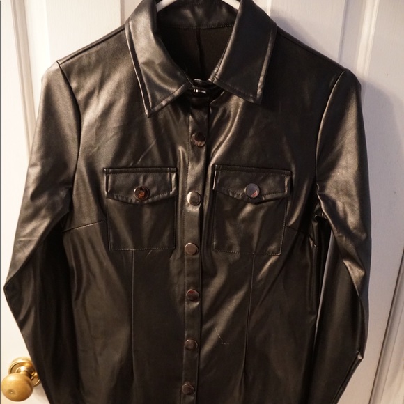 Fitted polyester Jacket and matching Pant suit - Picture 5 of 6